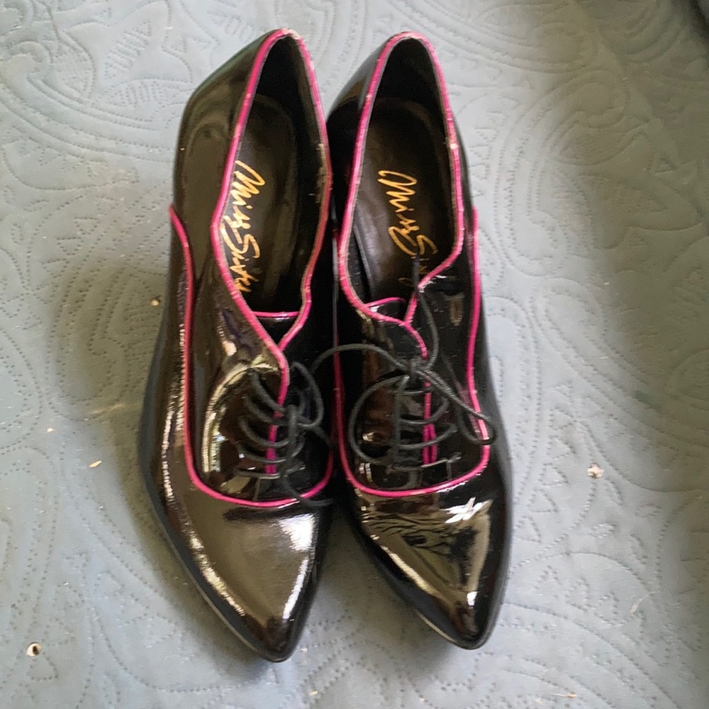 NWOT Miss Sixty Lace Up Heels